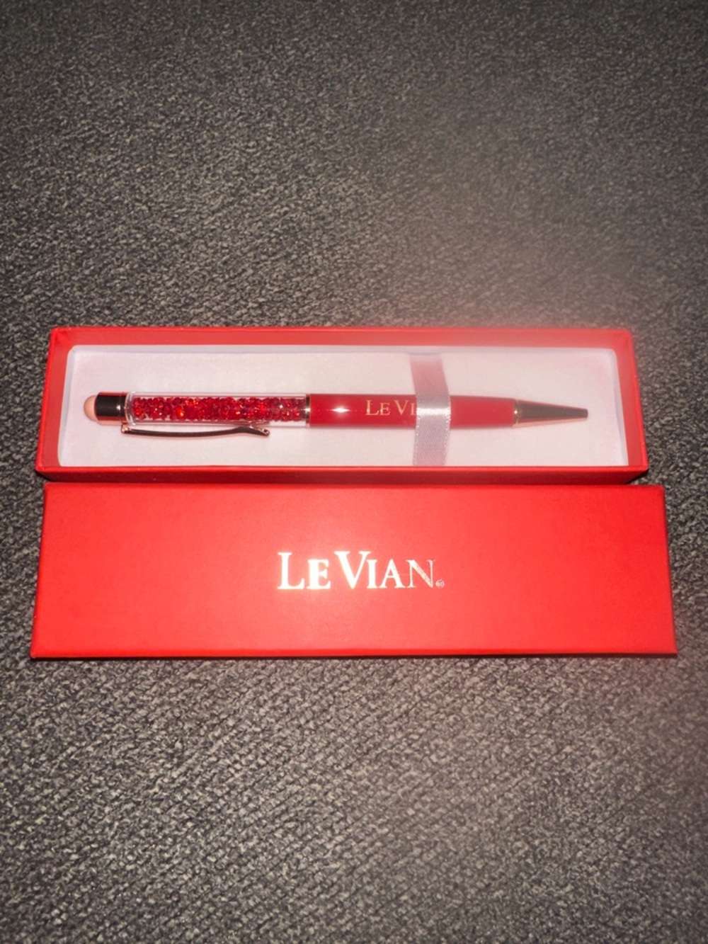 Collectibile ❤️ LeVian Red Crystal / Diamond Themed  Pen With Stylus Tip NEW